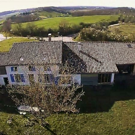 Готель Au "Bon Endroit" Genebrieres Екстер'єр фото